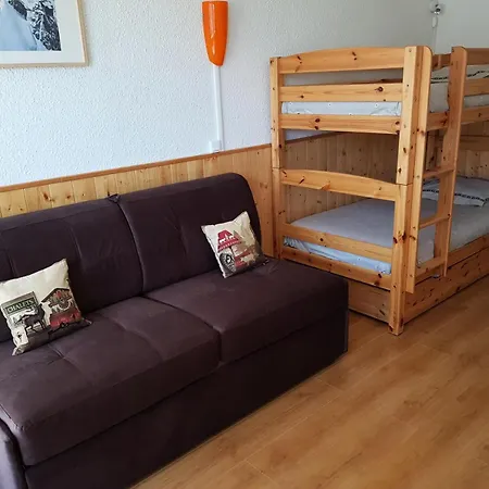 Challe - Joli 4 Personnes Au Pied Et Vue Sur Les Pistes. Mae-4254
